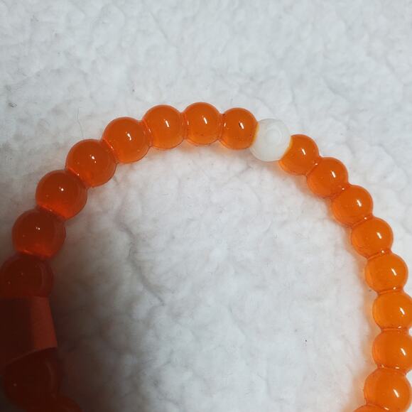 Lokai Bracelet Size Large NWT Orange with Black Bead Nami Collaboration - Picture 9 of 11